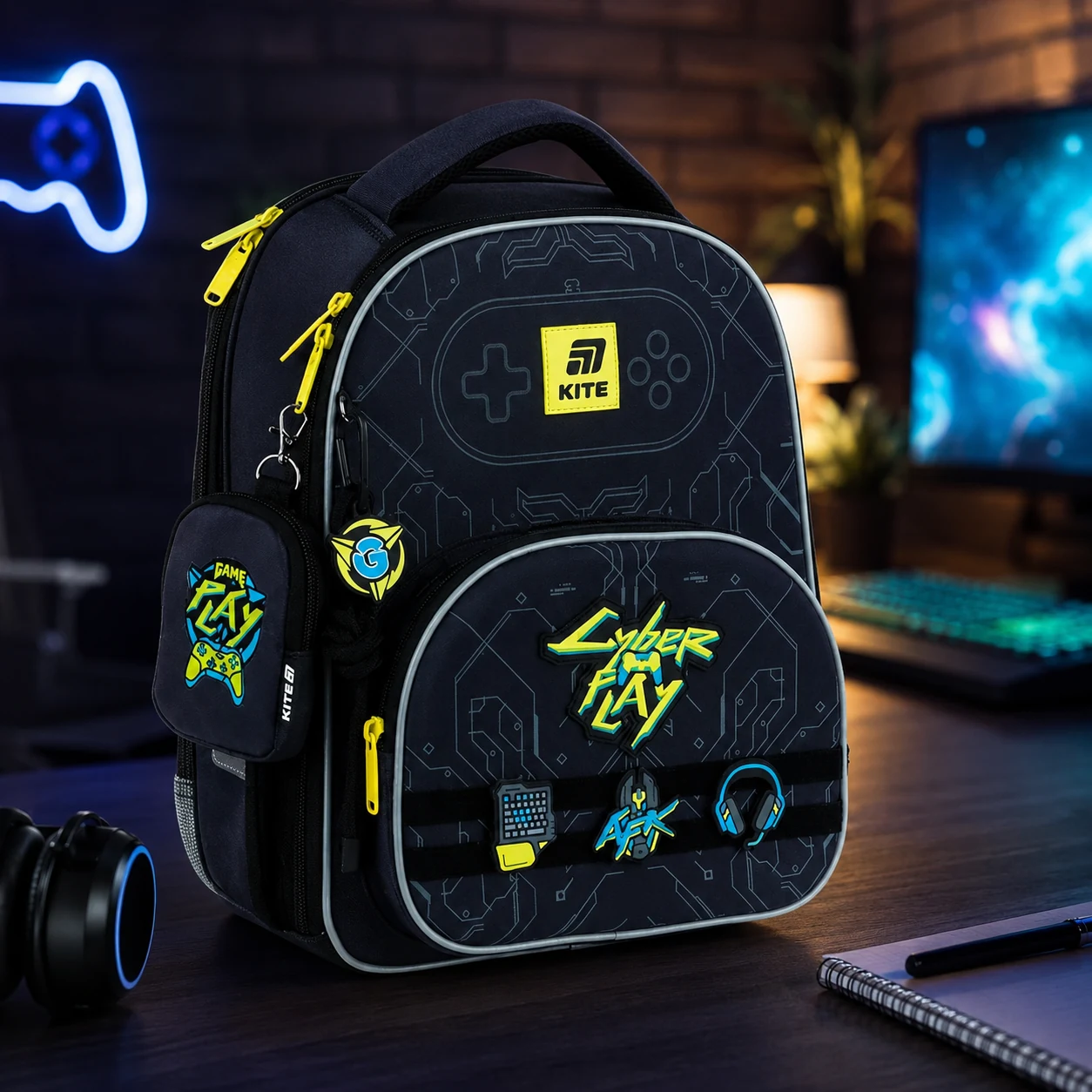Рюкзак Kite Education ортопедичний каркасний 556 Cyber — Каркасні ортопедичні